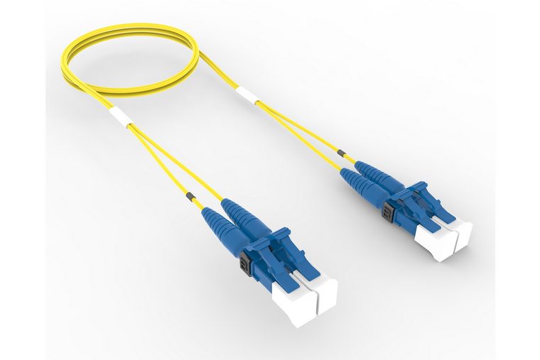 CommScope SYSTIMAX Fiber Cable — 760258921 JUMPER,LSZH,LS,1.6MM,DPLX,LC/L