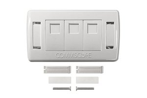 Faceplate Kit, Decorator SL series, 3-port, with shutter and label, white